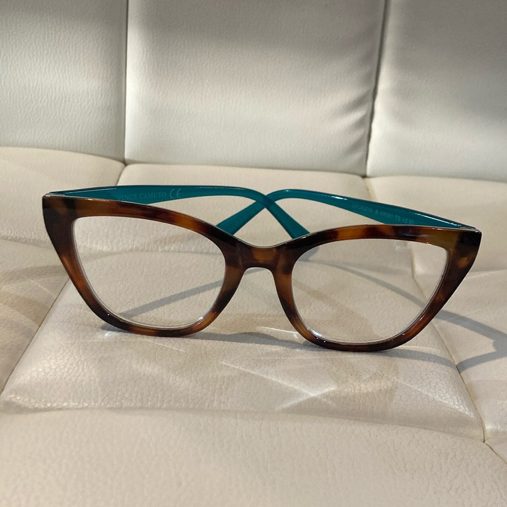 Tortoise Shell Cat-Eye Vince Camuto Glasses - Excellent Condition